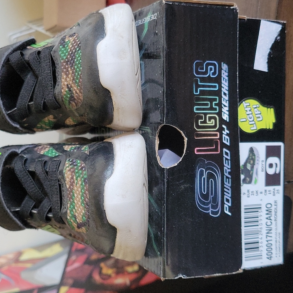 Skechers lights shoes